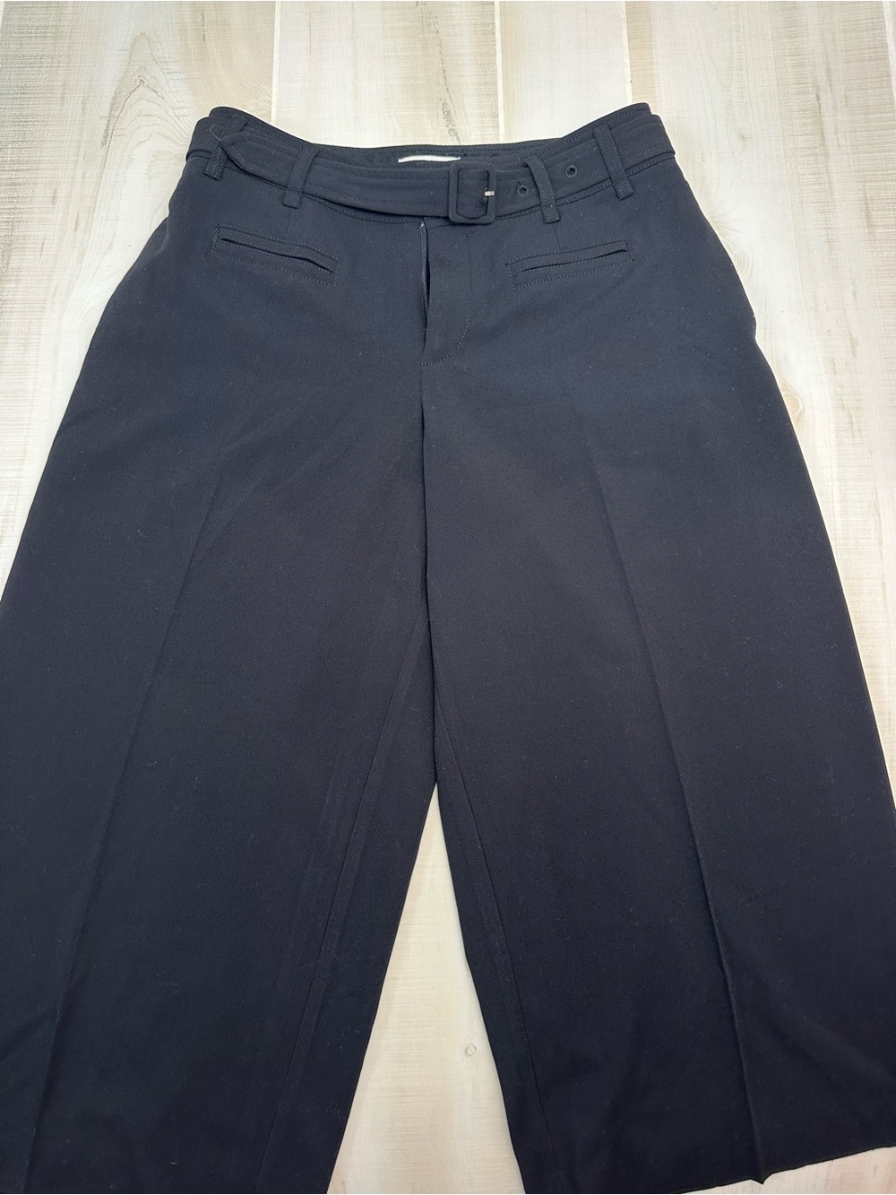 Anthropologie Women's Essential Culotte Black Wide leg with Belt